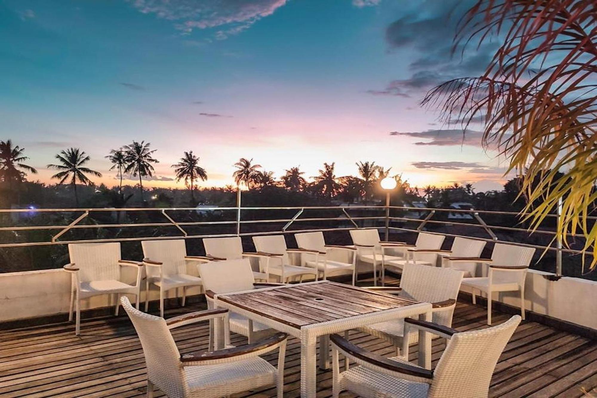 Taman Unique Hotel Senggigi Zewnętrze zdjęcie